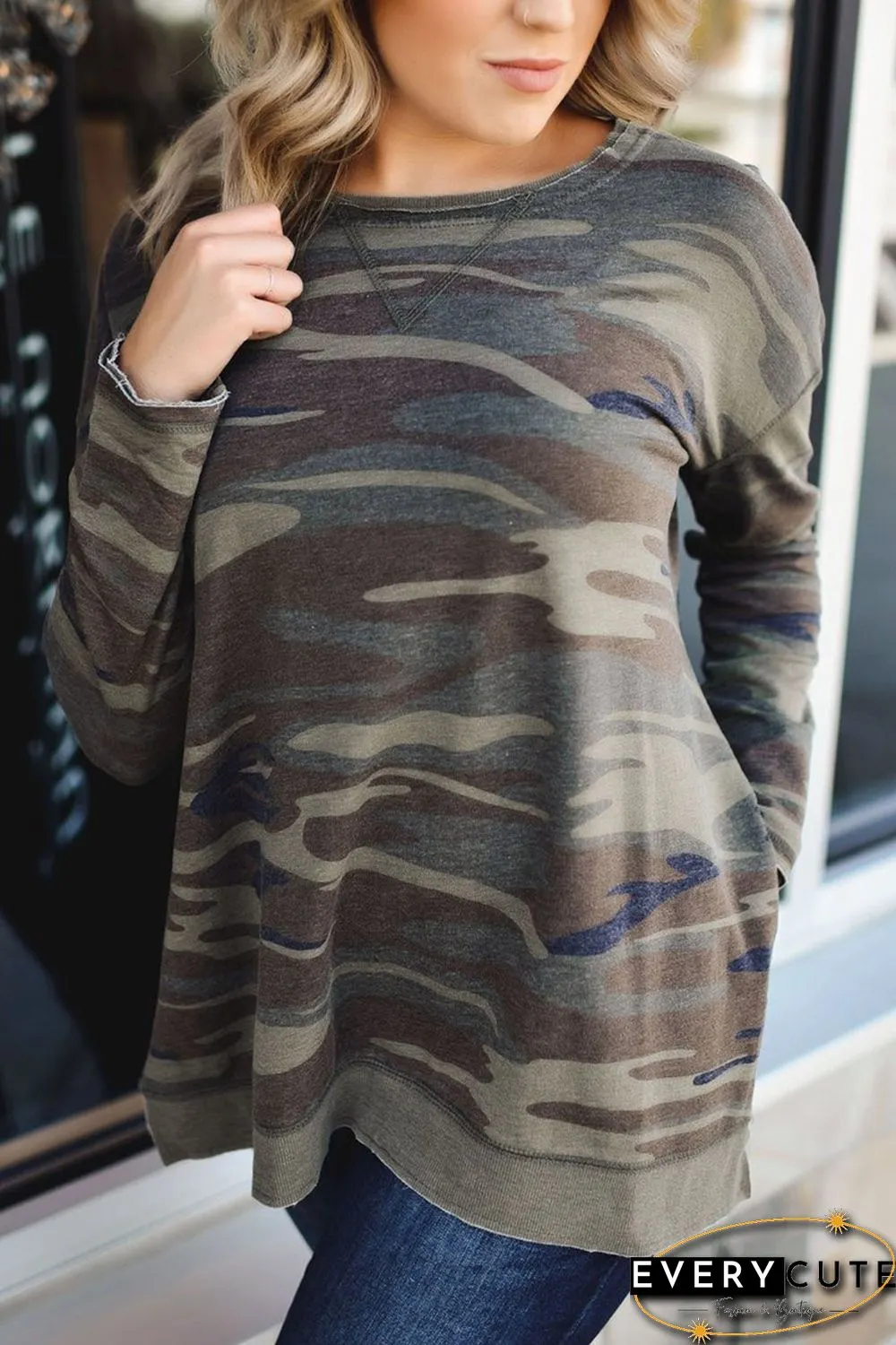 Oversize Camo Print Side Slits Hi-lo Hemline Sweatshirt