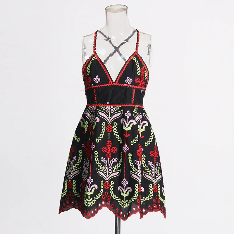 Brownm Fashion Sexy Dress Women 2025 New Sleeveless Short Dress Embroidered High-End Sling Skirt