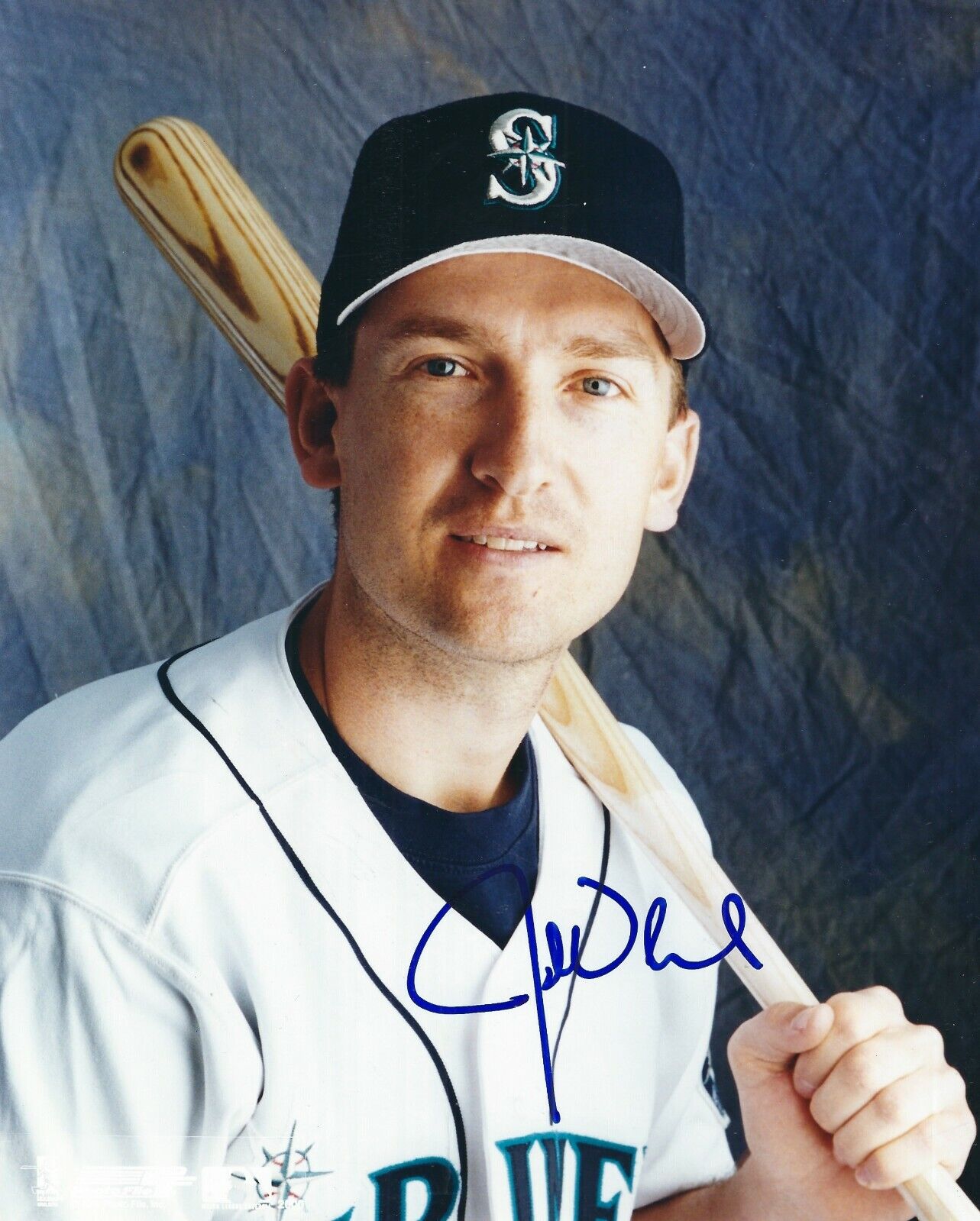 Autographed JOHN OLERUD Seattle Mariners 8x10 Photo Poster painting - w/COA