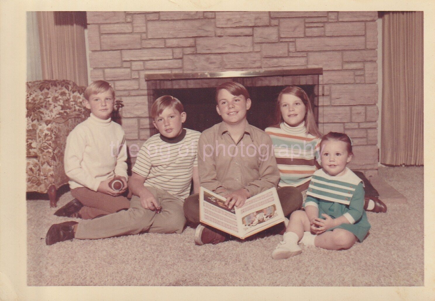 Fireplace Kids FOUND Photo Poster painting ColorOriginal Snapshot VINTAGE 811 5 F