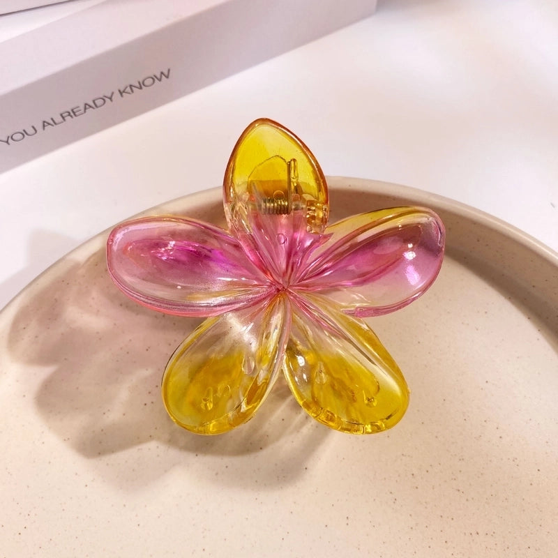 Women’s Minimalist Flower Plastic Hair Claws