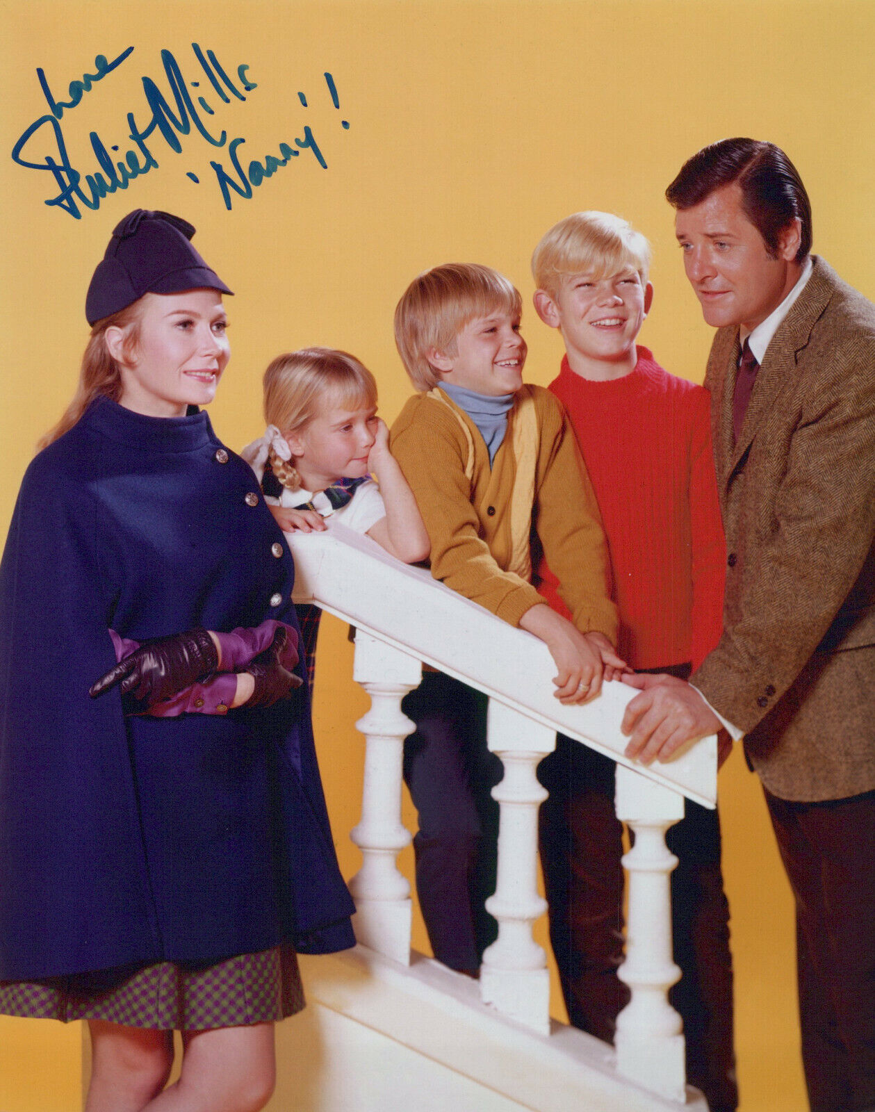 Juliet Mills signed 8x10 Photo Poster painting