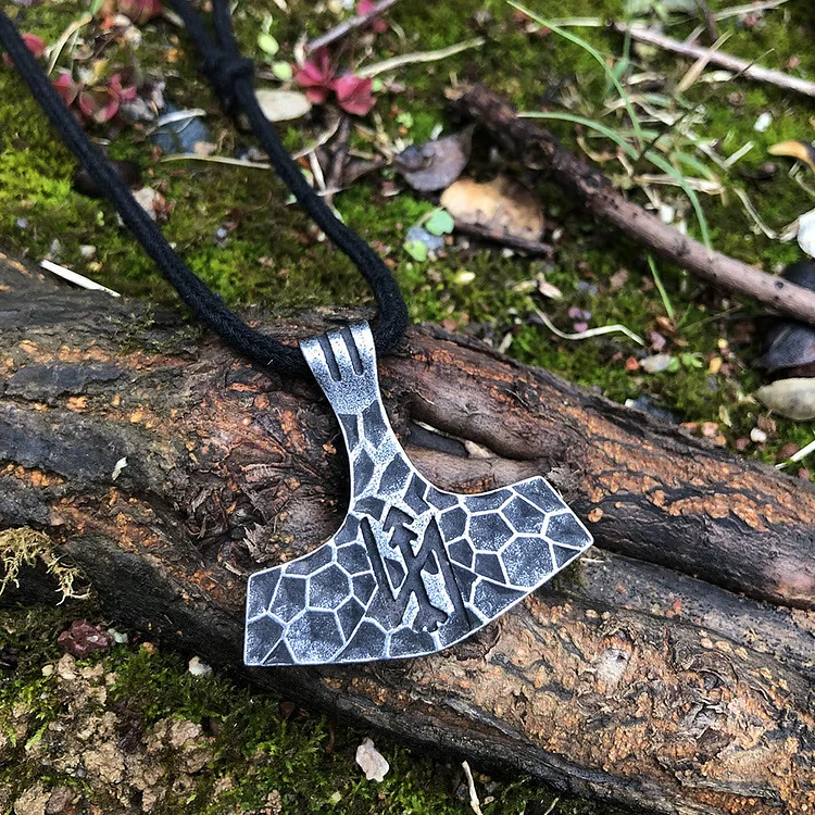 Coutureaura Old Jarl Mjolnir Rune Rope Necklace