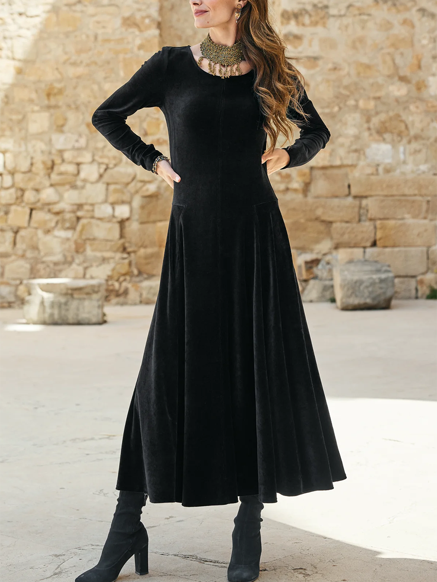 Elegant Solid Color Round Neck Stretch Velvet Midi Dress