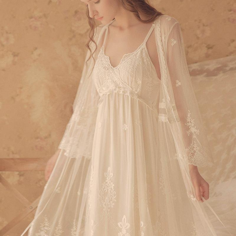 Two-Piece Elegant Palace Embroidered Nightdress