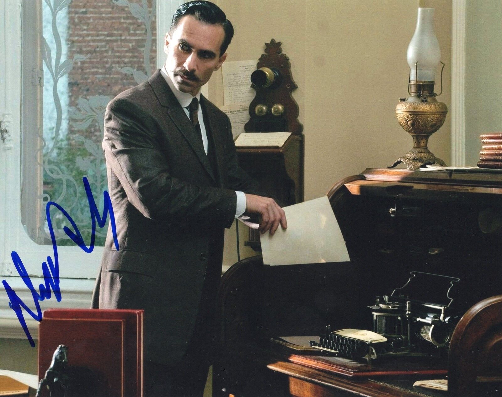 Nestor Carbonell Bates Motel Alex Romero Signed 8x10 Photo Poster painting w/COA #2