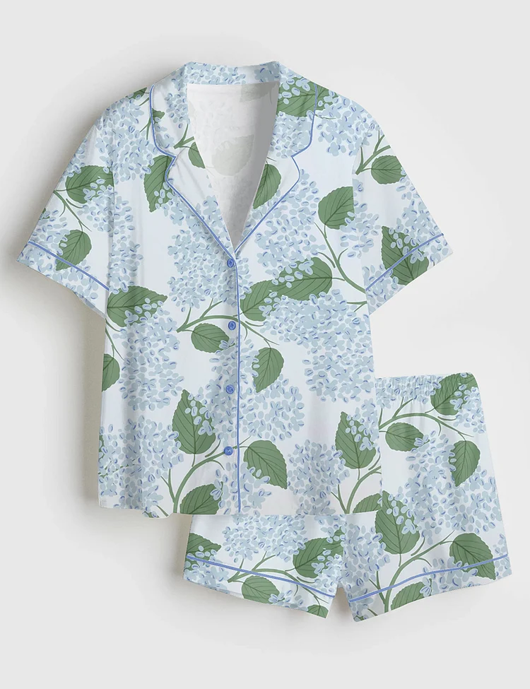 Women&rsquo;s Light Blue Hydrangea Flowers Grandmillennial Coastal Wedding Party Print Short Sleeve Satin Pajama Set