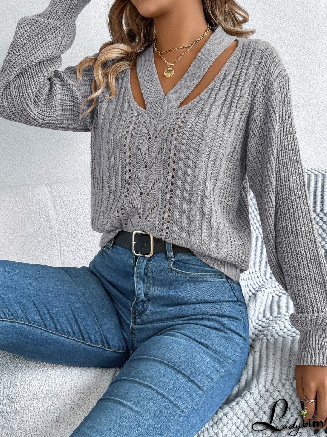 Casual and Fashionable winter Sweater