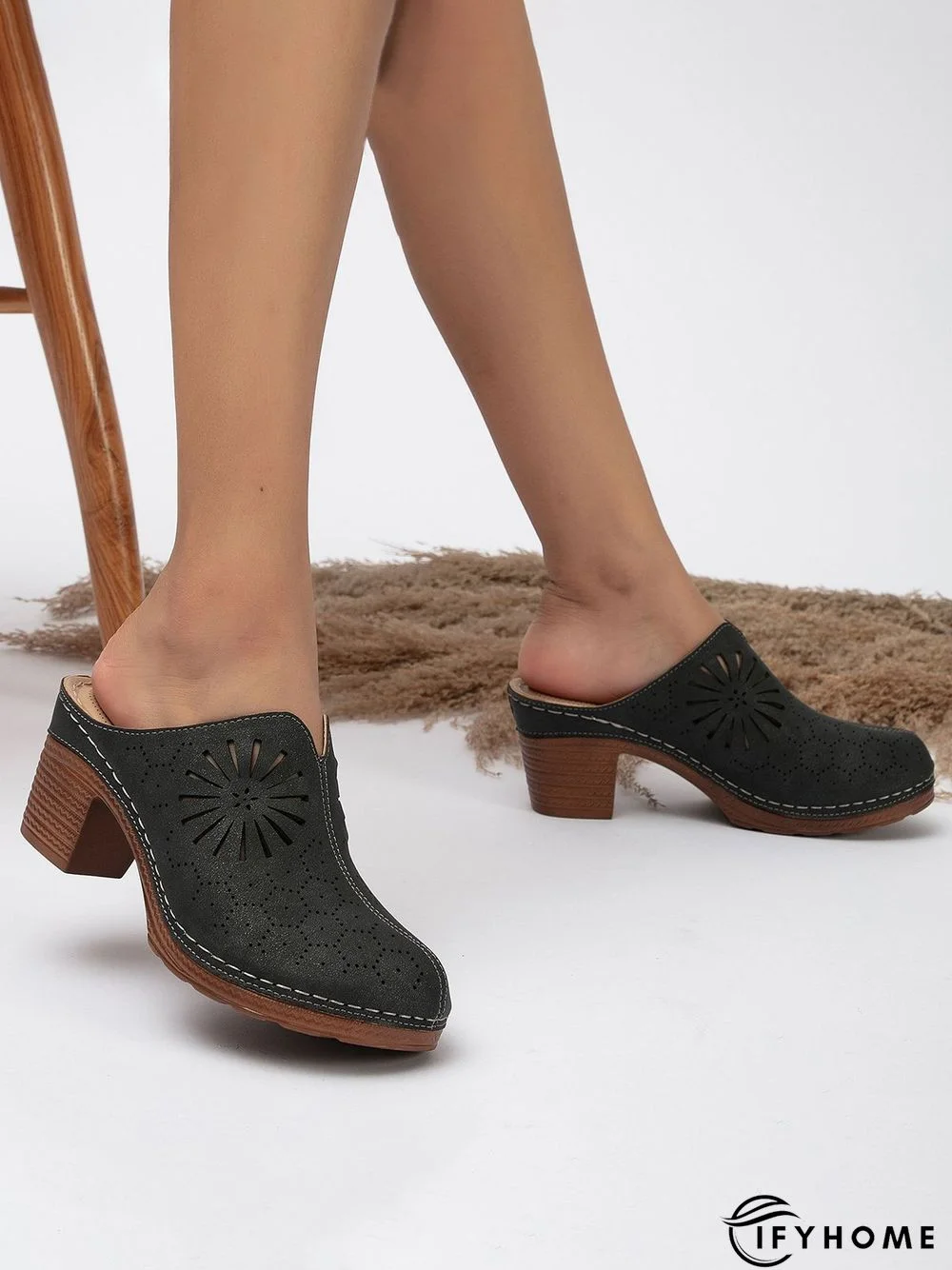 Vintage Plus Size Hollow out Chunky Heel Mules | IFYHOME