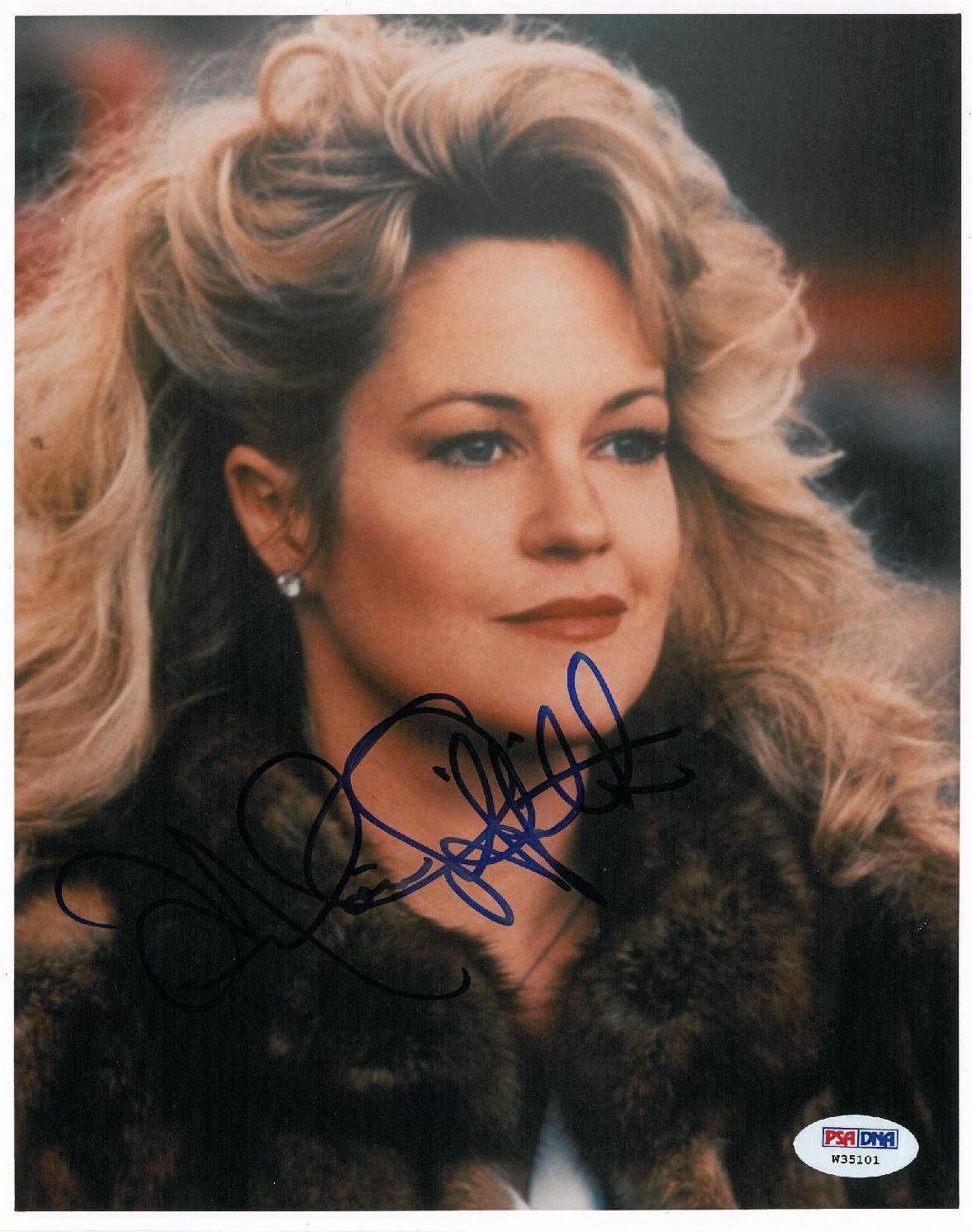 Melanie Griffith Signed Authentic Autographed 8x10 Photo Poster painting (PSA/DNA) #W35101