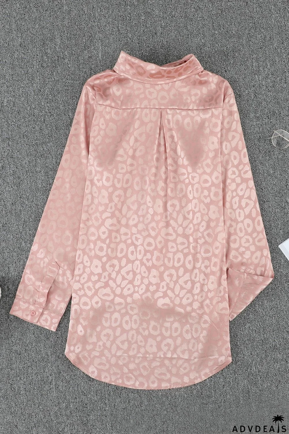 Turn-down Collar Embossed Button Shirt