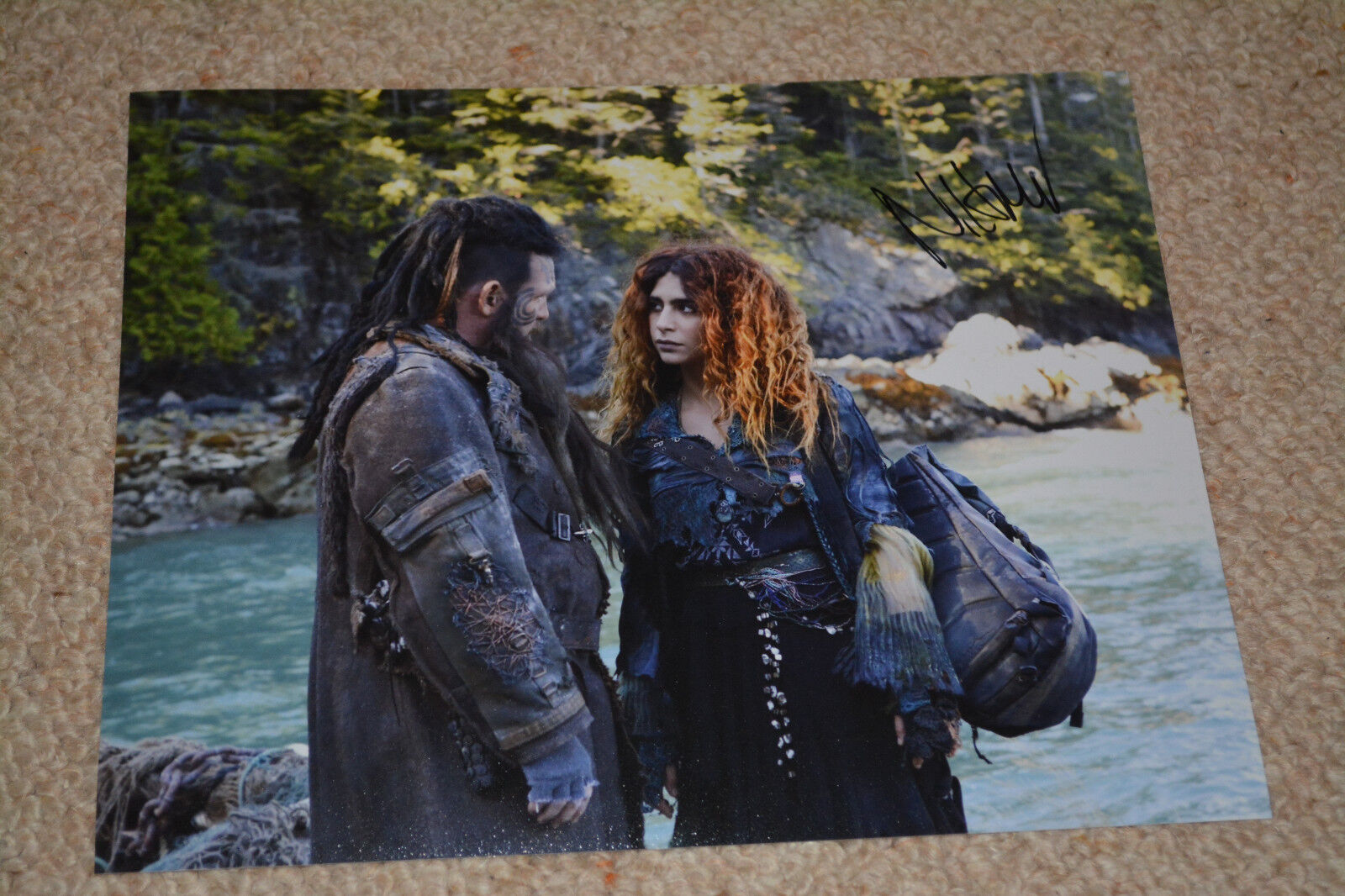 NADIA HILKER signed autograph In Person 8x10 (20x25 cm) THE 100 Luna