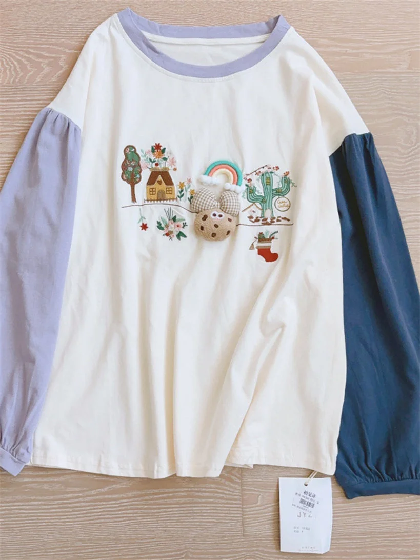 Women's Scoop-neck Cartoon Pattern Long Sleeved Top