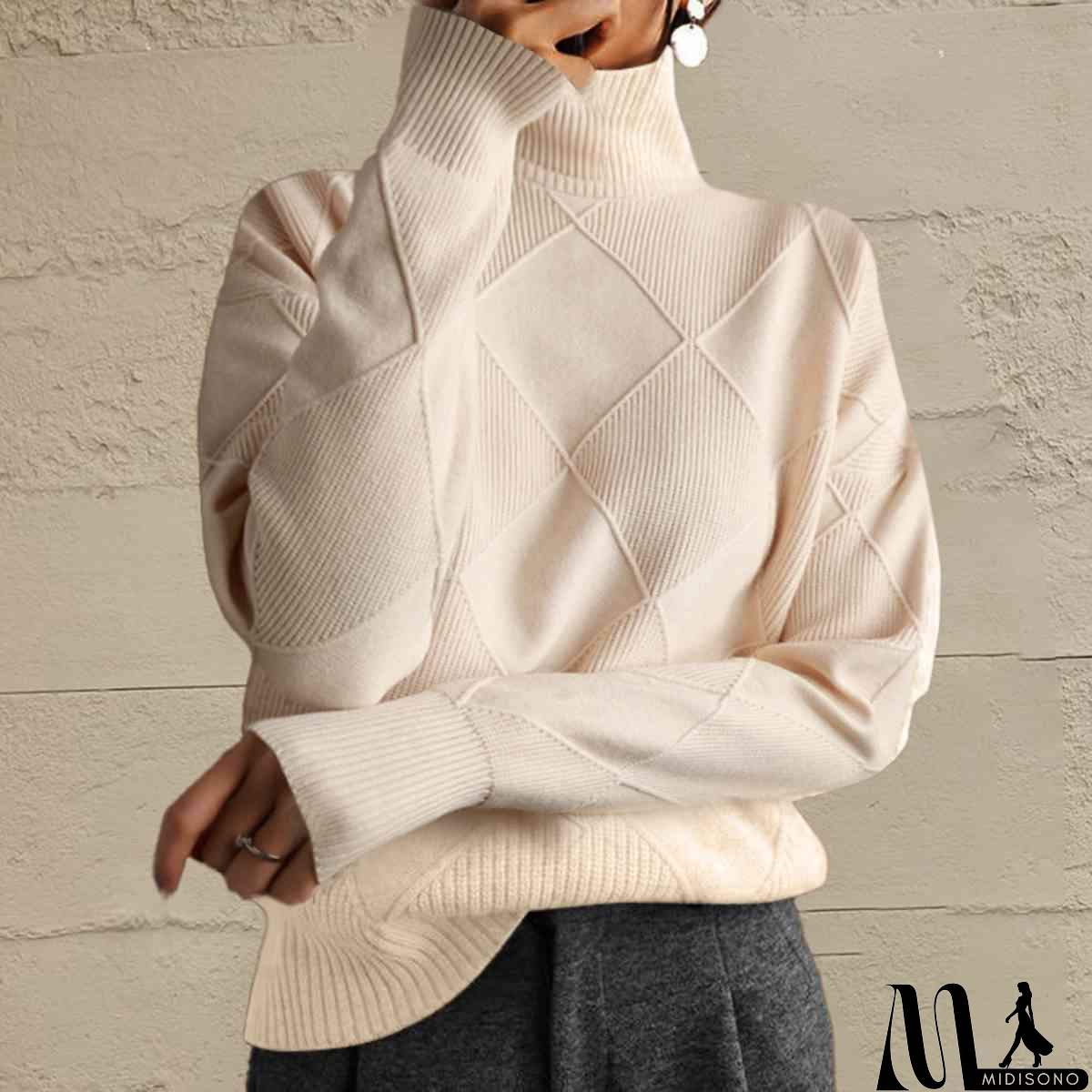 MidiSono - Versatile and Comfortable Sweater