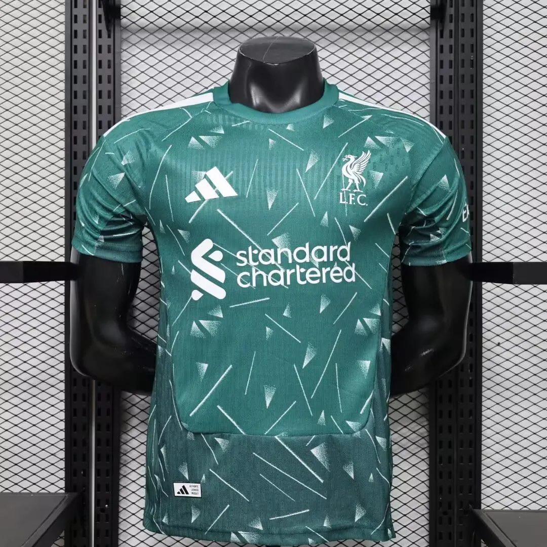 2026/2027 Player Version Liverpool Goalkeeper Football Shirt 1:1 Thai Quality（The player version jersey is a bit tight, please pay attention to the size selection）