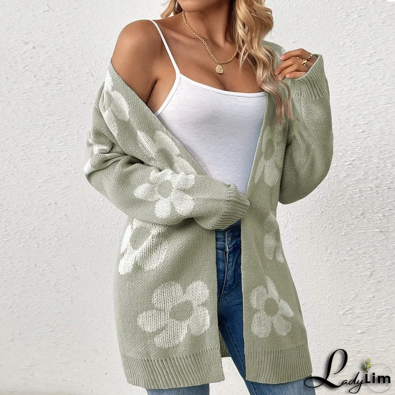 Classic and breathble Cardigan