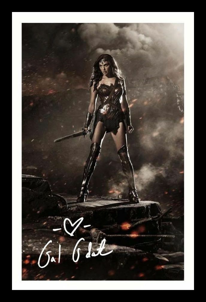 Gal Gadot - Wonder Woman Autograph Signed & Framed Photo Poster painting