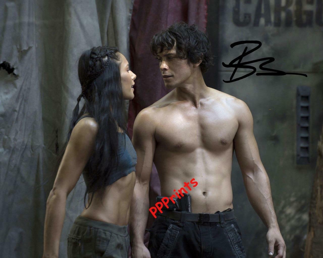 BOB MORLEY Bellamy Blake - The 100 AUTOGRAPH 10X 8