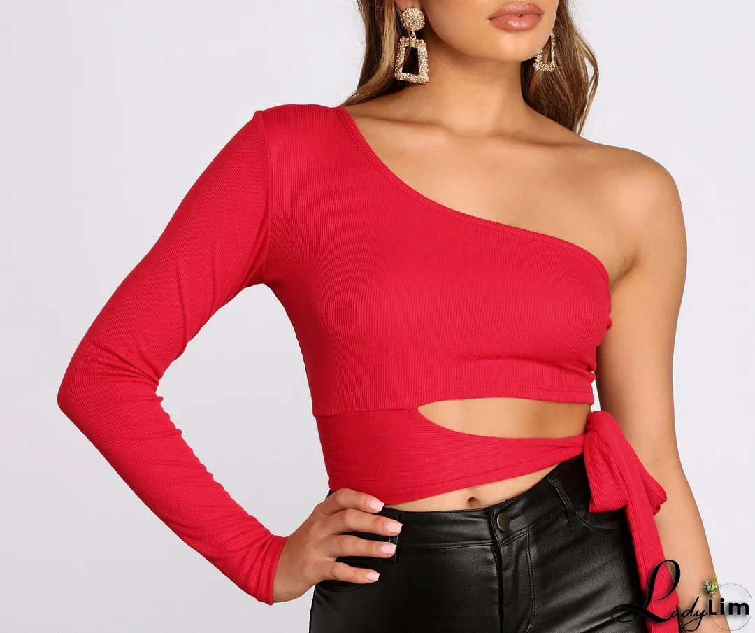 Single Sleeve Ribbed Crop Top
