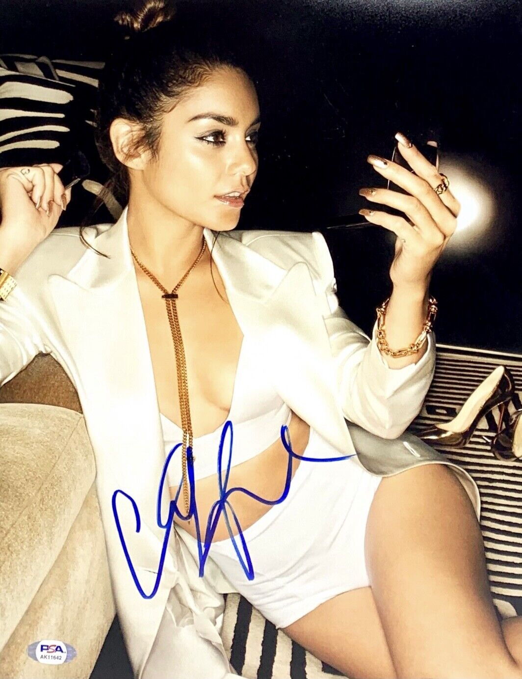 Vanessa Hudgens Signed 11x14 Photo Poster painting PSA AK11657 High School Musical