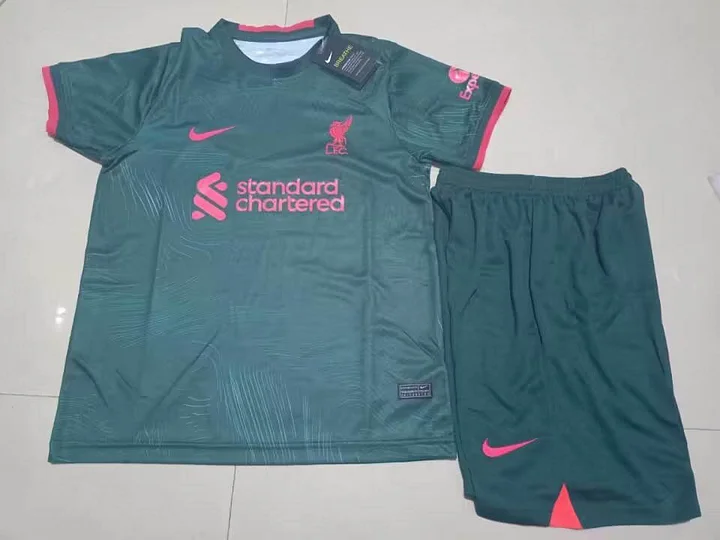 KIDS-22-23-3A-LIV-FK-A06842
