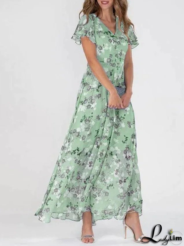 Fashionable and Minimalist winter Dress