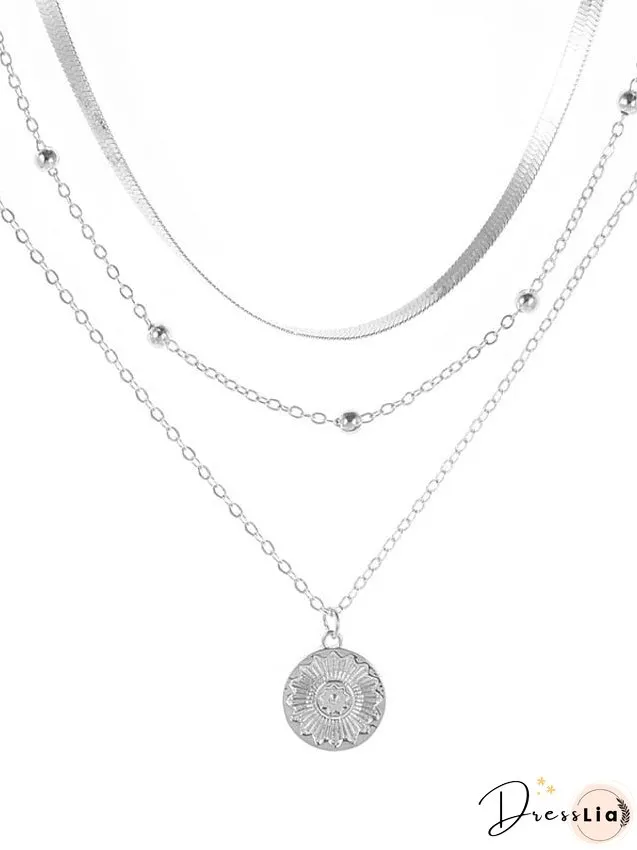 Women's necklace Fashion Outdoor Flower Necklaces