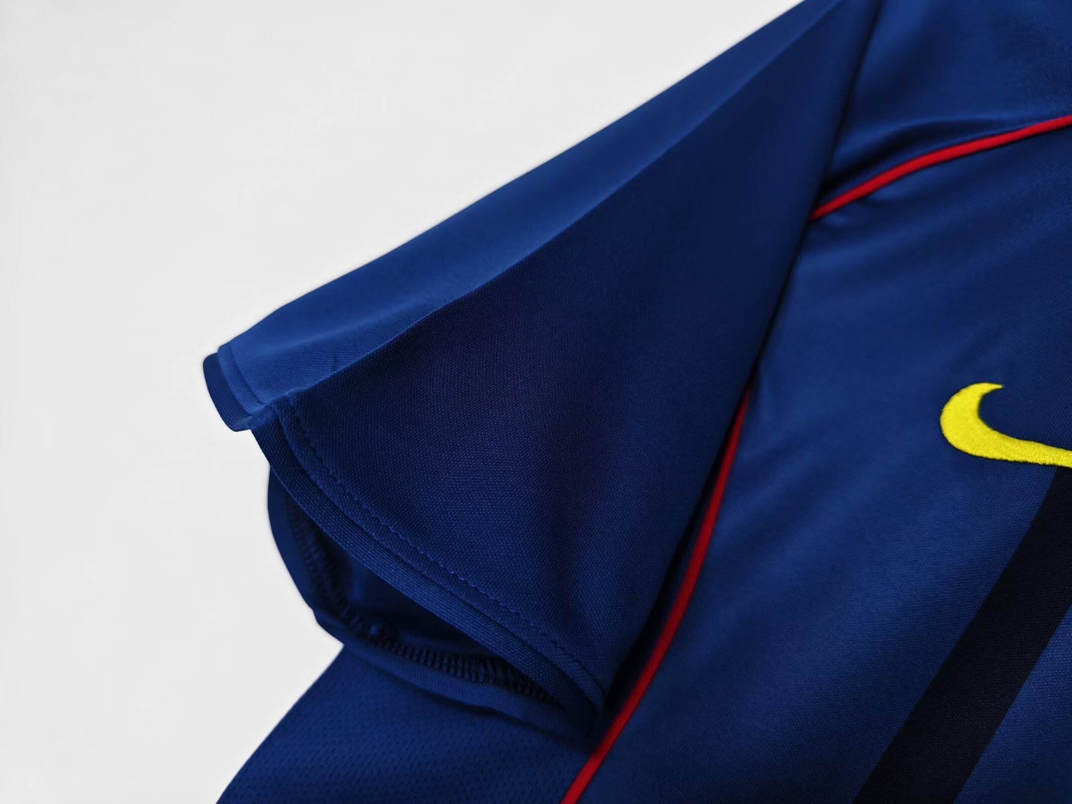 2004-2005 Barcelona Retro Away Football shirt 