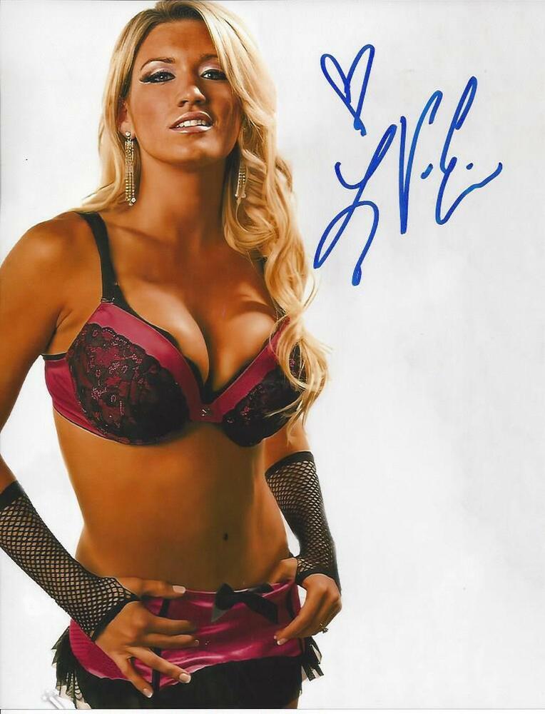 Lacey Von Erich autographed 8x10  TNA    #11