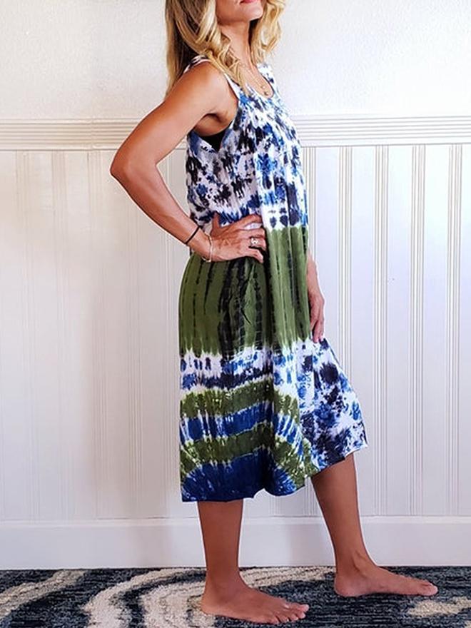 Women Half Sleeve V-neck Solid Color Dress