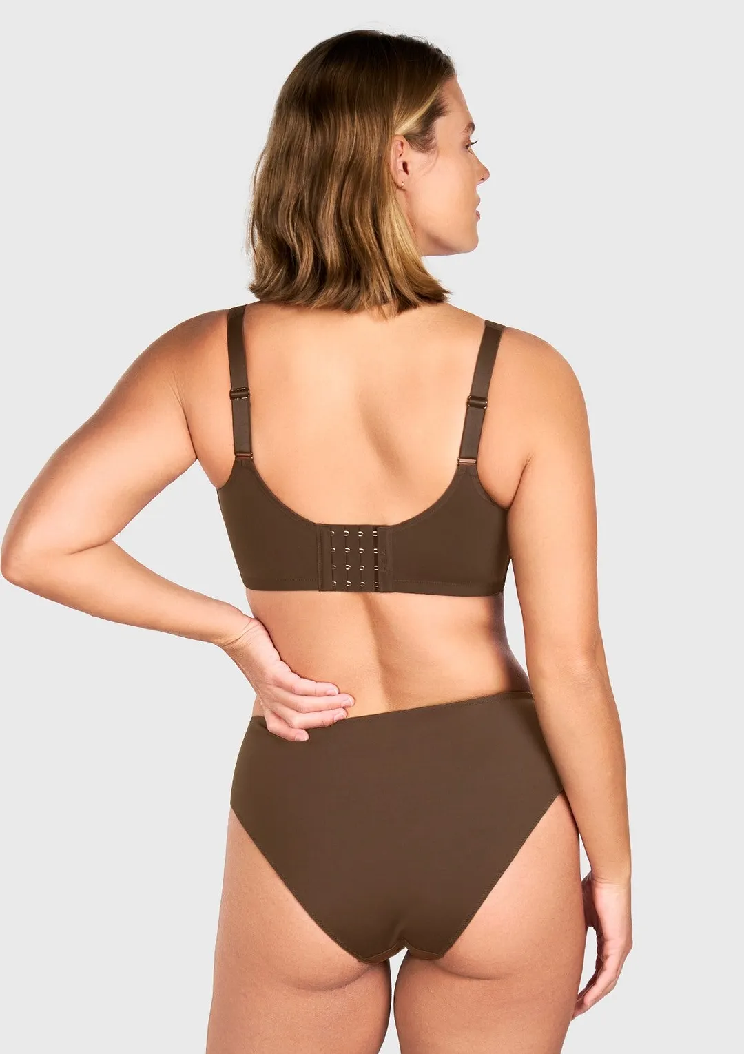 CoolComfort Smoothing Unlined Minimizer Underwire Bra