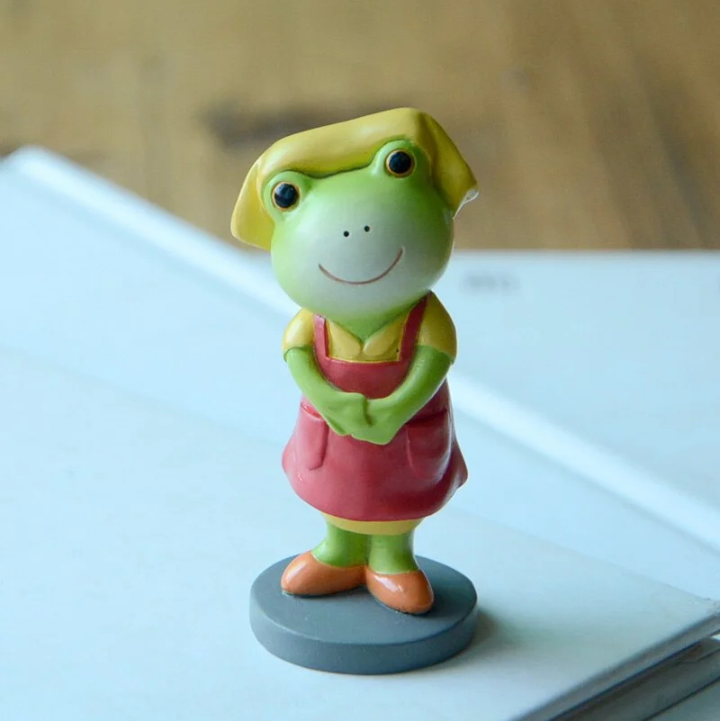 Lovely Occupation Character Frog Ornament Doctor Nurse Chef Fireman Action Figure Desktop Decor Mini Figurine Dolls Children Toy