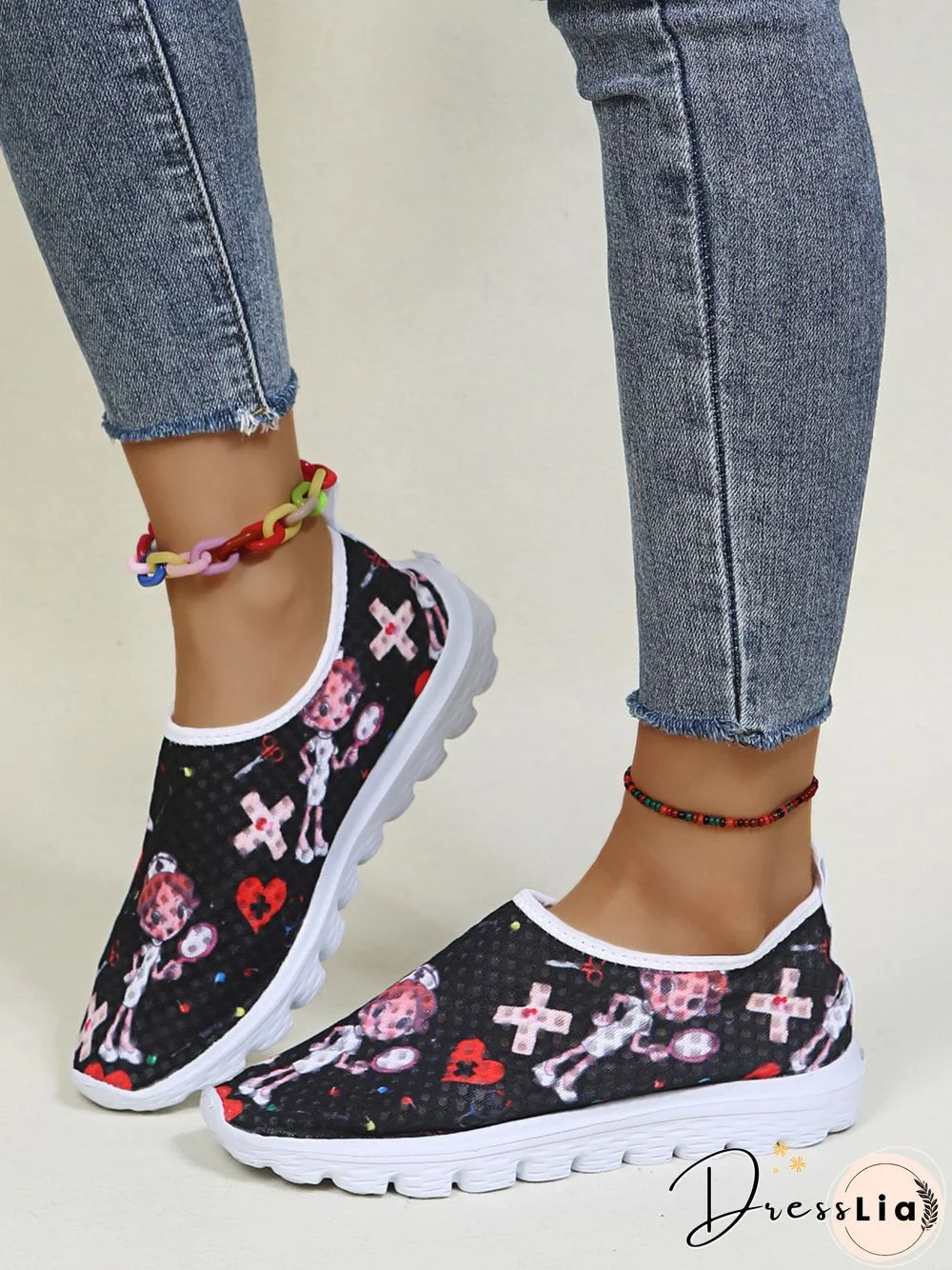 Nurse Fighting Epidemic Print Breathable Tulle Mesh Lightweight Sneakers