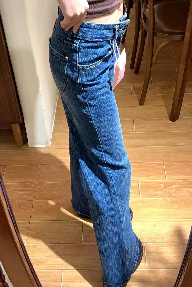 Women's Slim Fit Bootcut Jeans with Retro Pocket Design