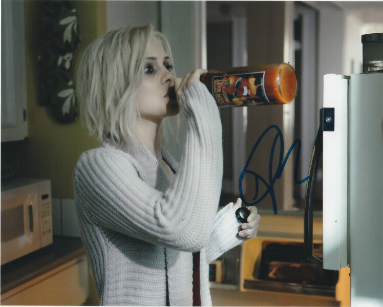 Rose McIver iZombie Autographed Signed 8x10 Photo Poster painting COA