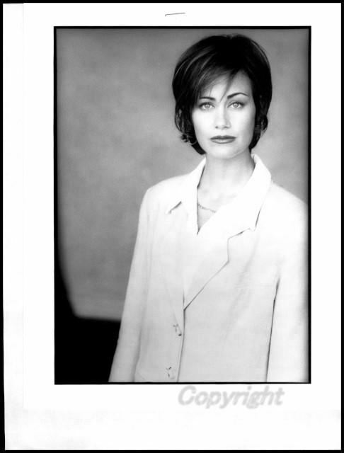 Diane Farr - 8x10 Headshot Photo Poster painting w/resume - Roswell