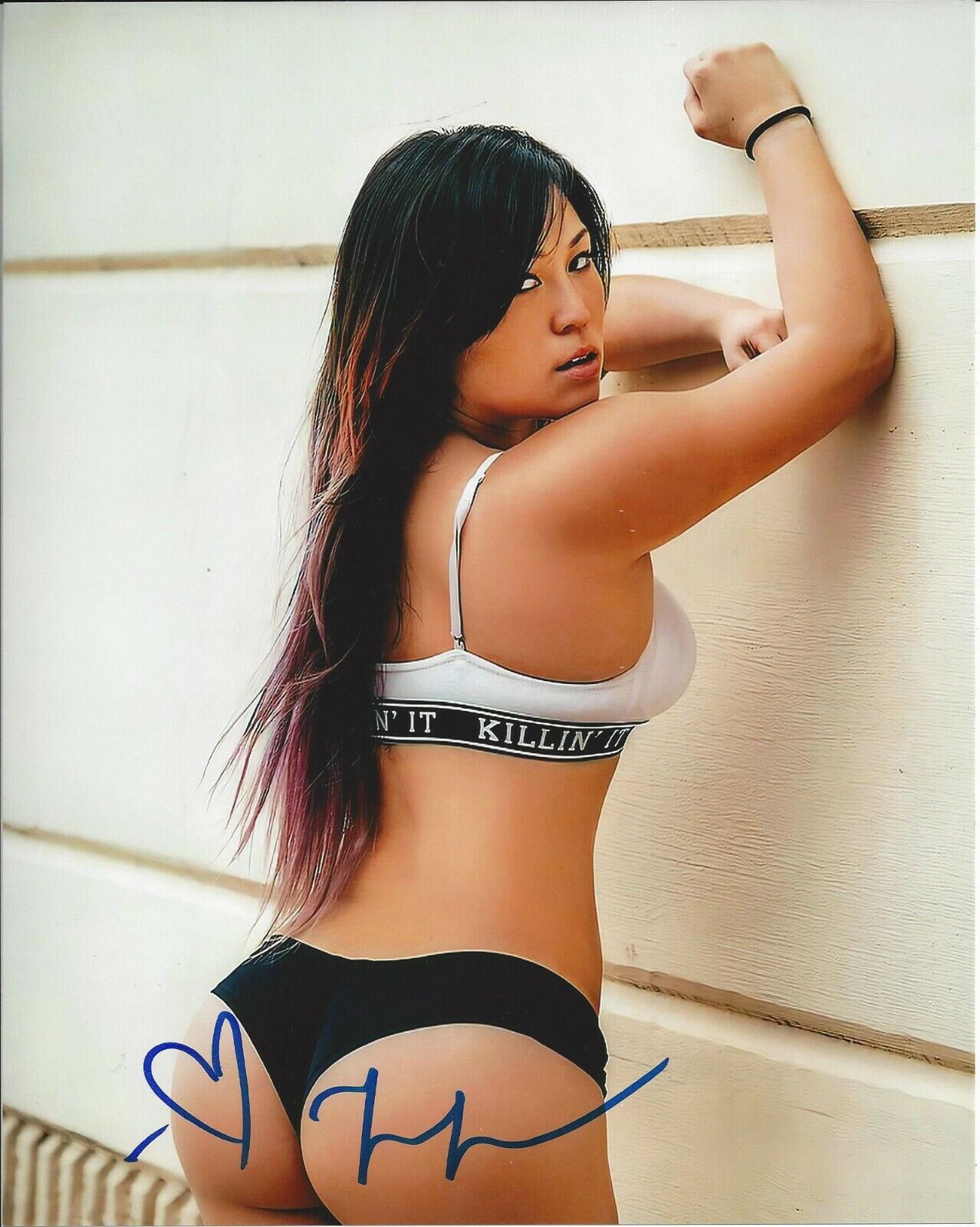 Zeda Zhang Autographed 8x10 NXT Sexy Hot AEW WWE#9