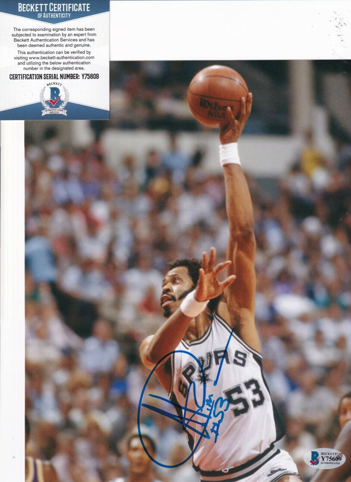 ARTIS GILMORE signed (SAN ANTONIO SPURS) Basketball 8X10 BECKETT BAS Y75609