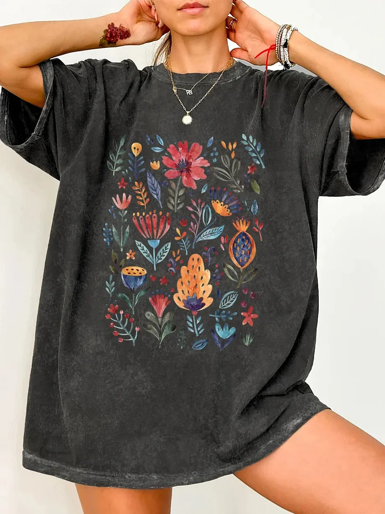 Plus Size Women Vintage Wildflower Washed T-Shirt