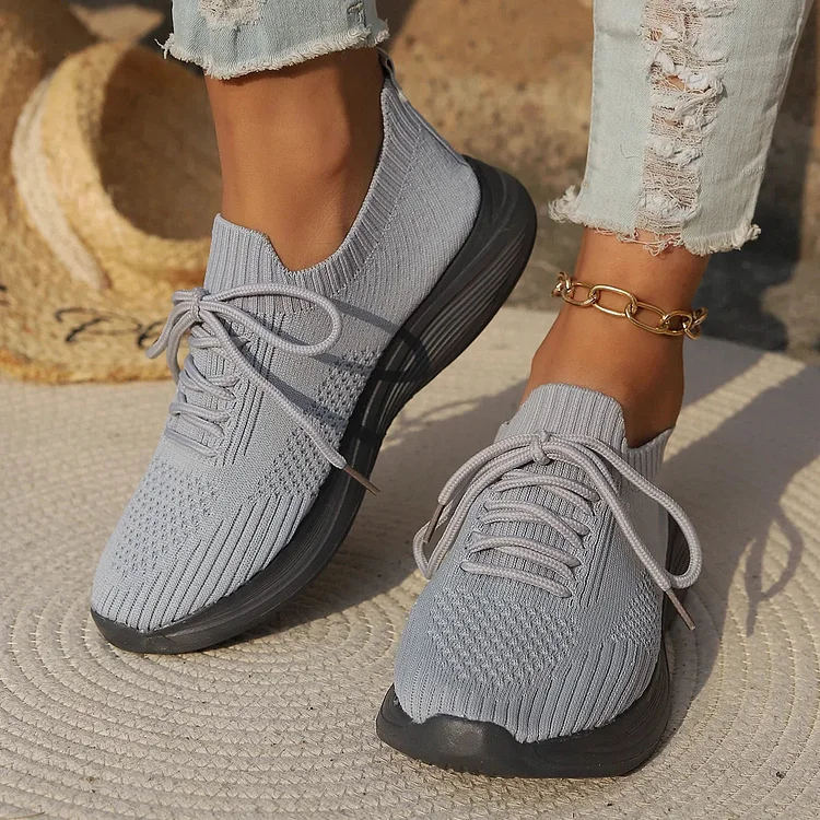 The Cushion Walk Sneakers