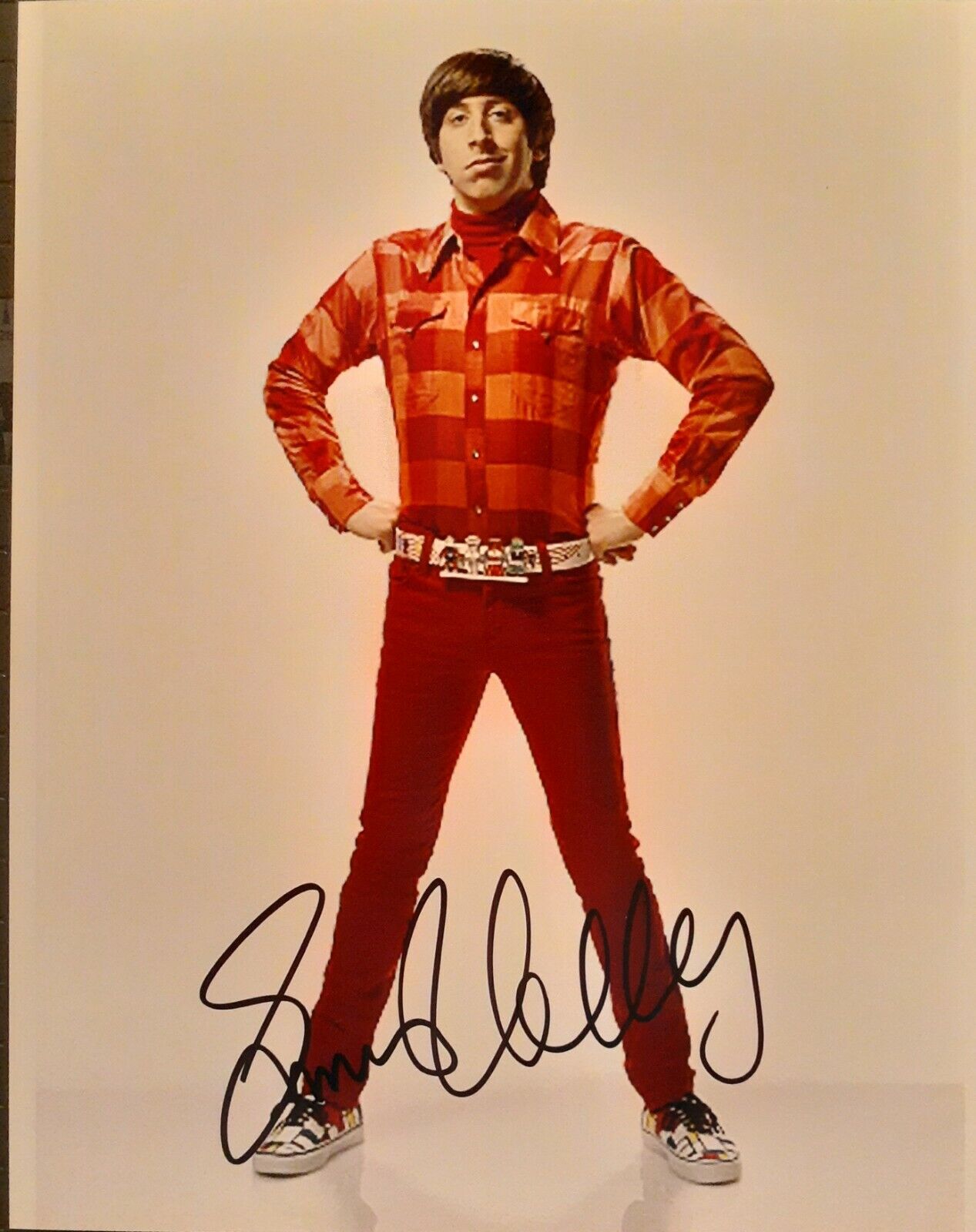 Simon Helberg signed 8x10