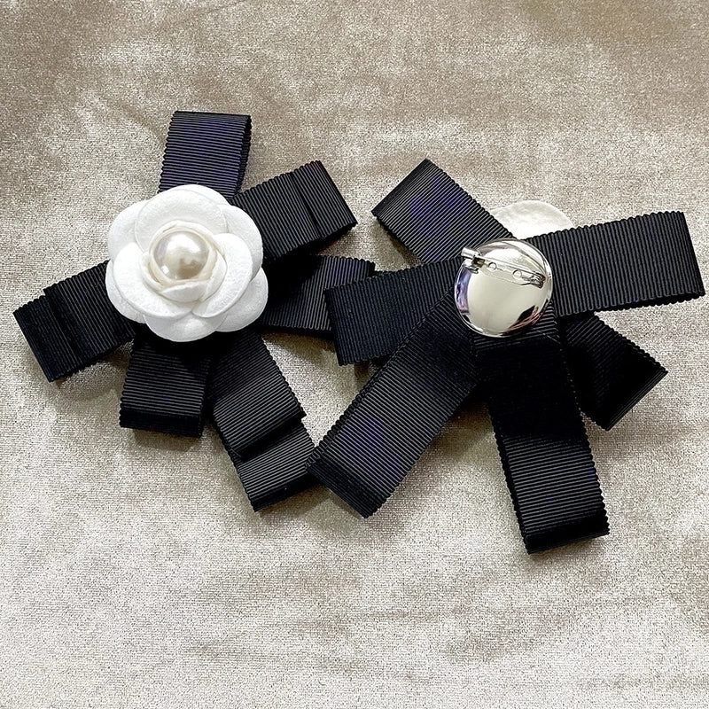 Sweet Pin Flower Wool-like Alloy Cloth Inlay Pearl Women’S Brooches