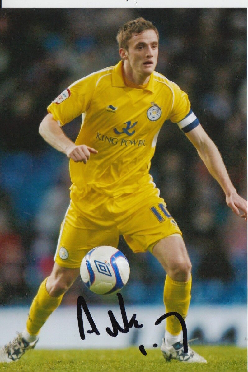 LEICESTER CITY HAND SIGNED ANDY KING 6X4 Photo Poster painting.