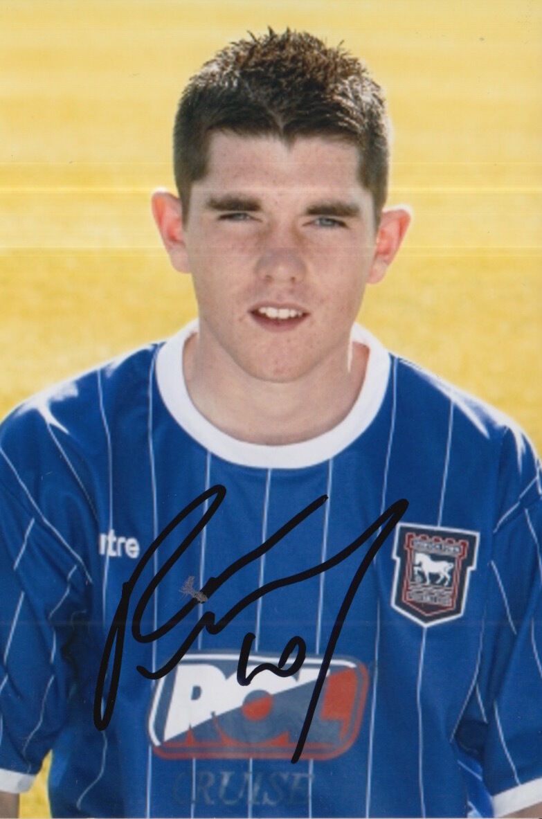 IPSWICH TOWN HAND SIGNED RONAN MURRAY 6X4 Photo Poster painting 5.