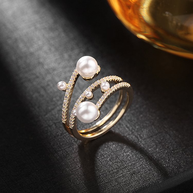 Comstylish Elegant Diamond and Pearl Surround Ring