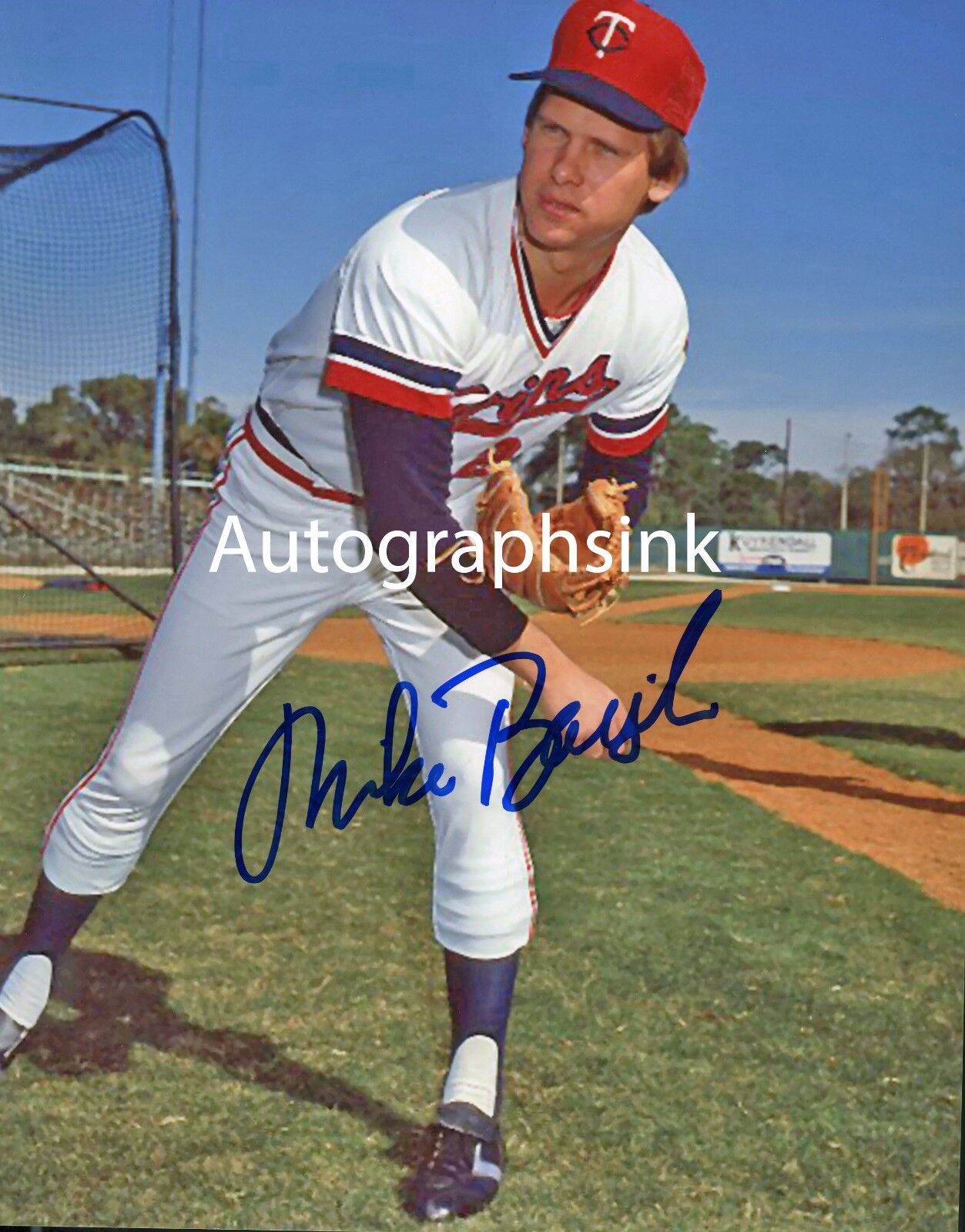 Mike Bacsik autographed 8x10 Minnesota Twins(rt-handed) #6*