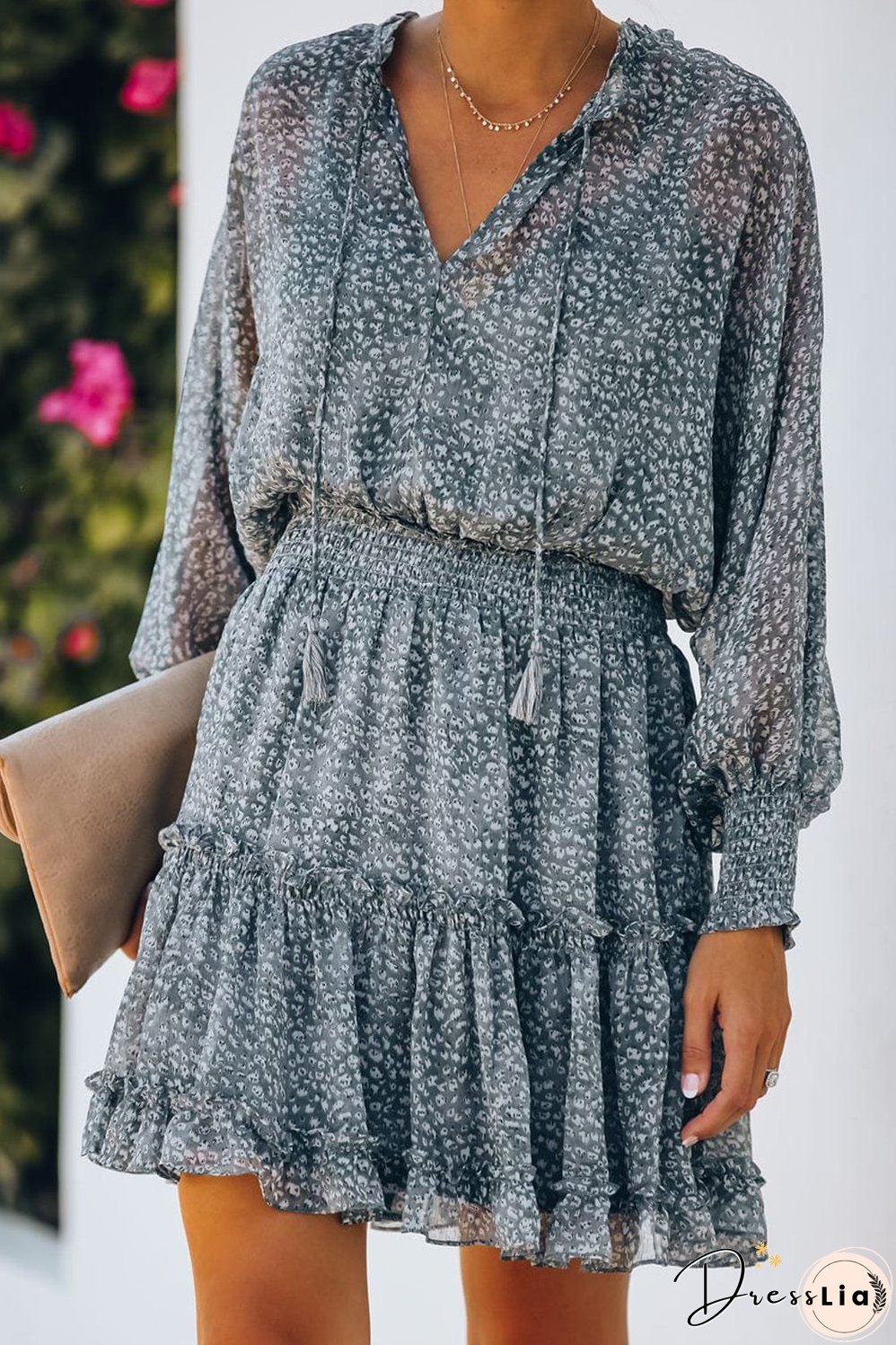 Feminine Floral Dress with V-Neck