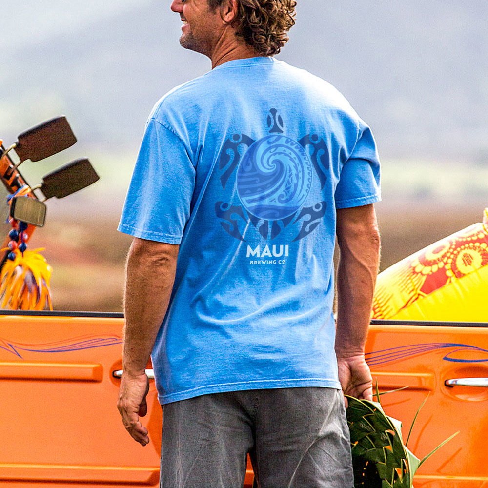  Vibrant Blue T-Shirt for Casual Summer Days