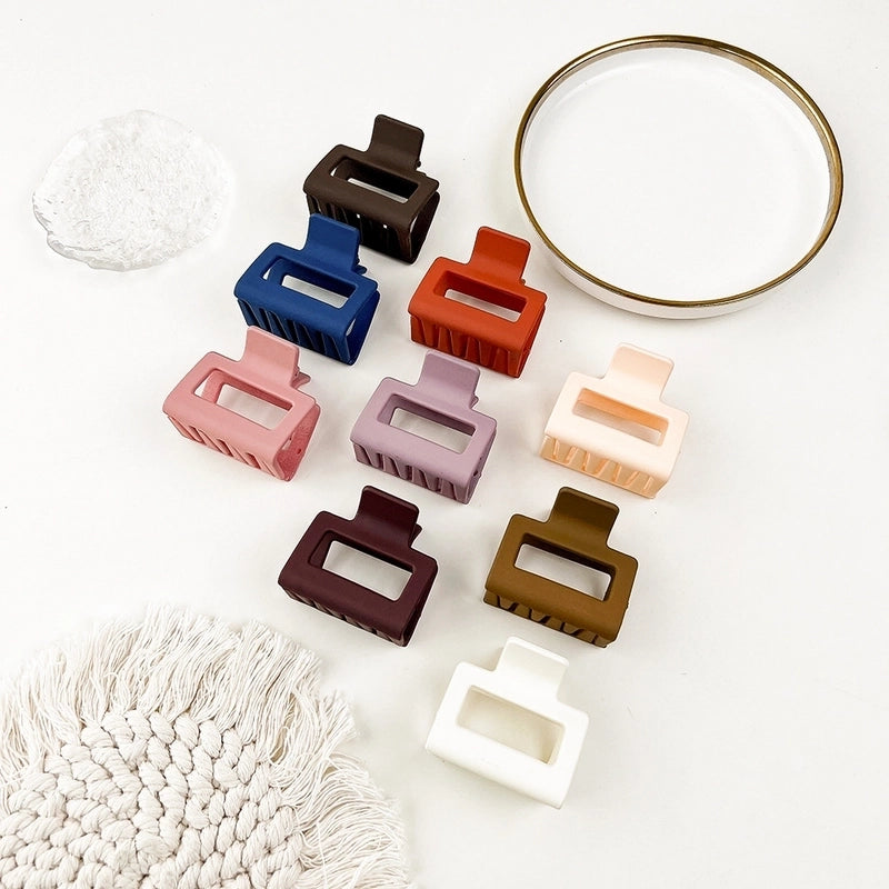 Fashion Solid Color Plastic Hair Claws