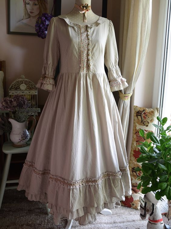 Women's Stripe Round Neck Waist Cotton Linen Dress